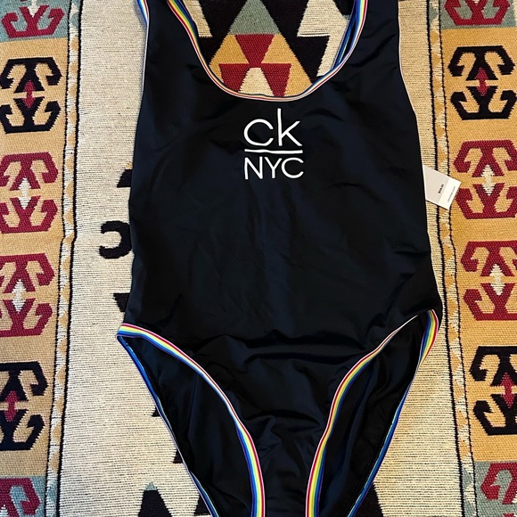 NWT Cute Calvin Klein One Piece Swimming Suit - Picture 4 of 7